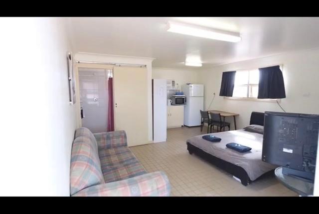 A1Cabins Hotel Ceduna Bagian luar foto